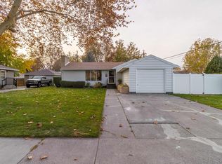 115 N Palouse St, Kennewick, WA 99336