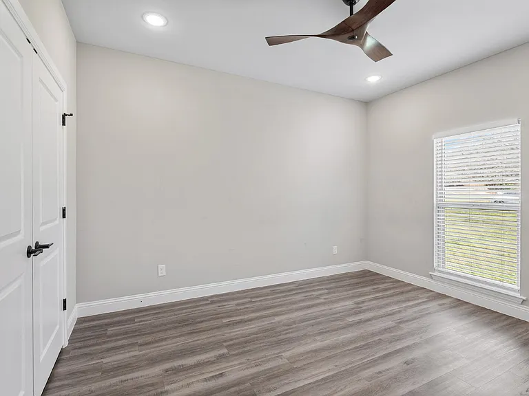 5401 Arroyo Trl — Photo 11