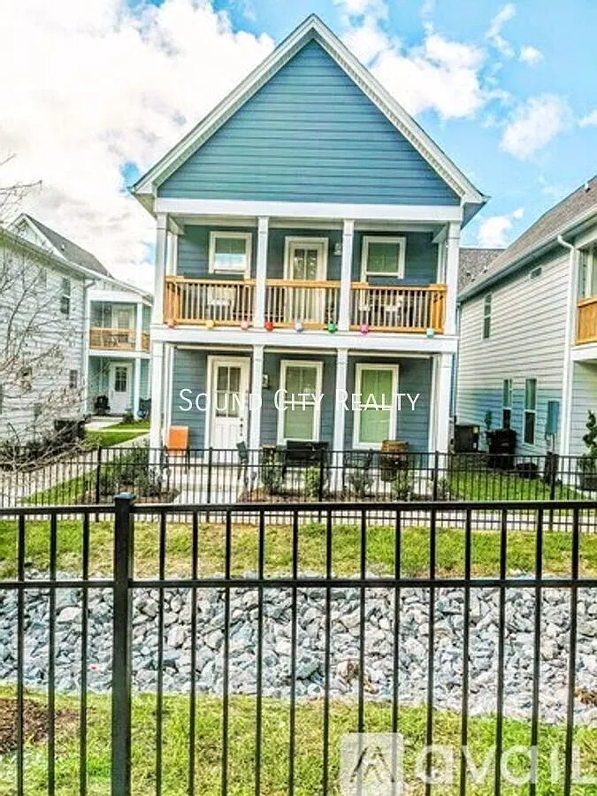 Madison 3BR 2.5 Bath home for rent, close to Briley and I-65, two story pet friendly. — Photo 4