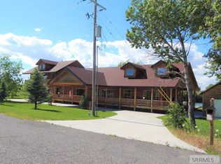 2507 Rivers Edge Dr, Saint Anthony, ID 83445