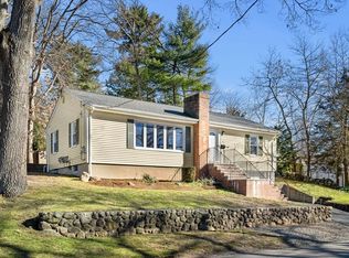 37 Woodbriar Rd, Wakefield, MA 01880