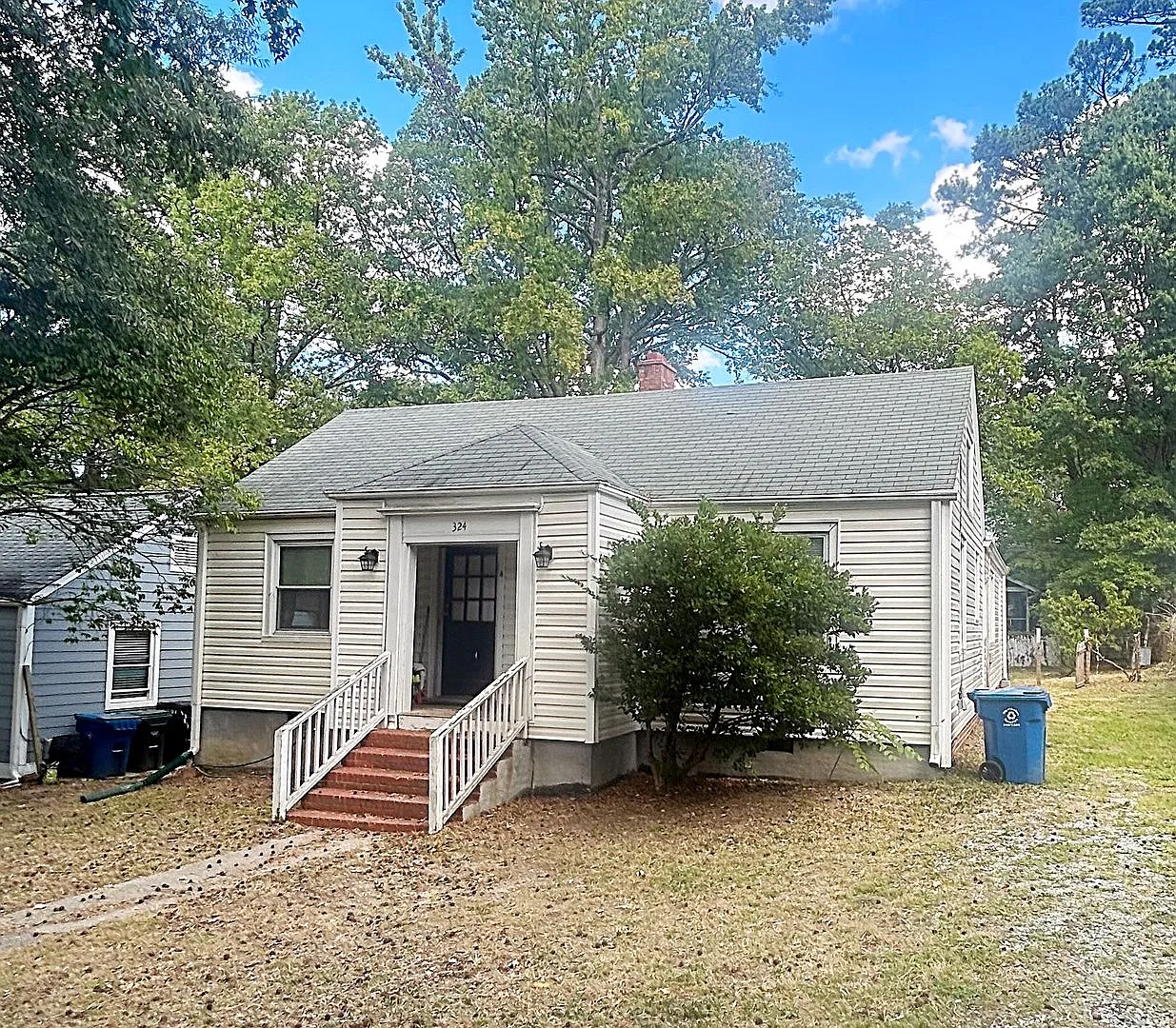 324 Clark St — Photo 3