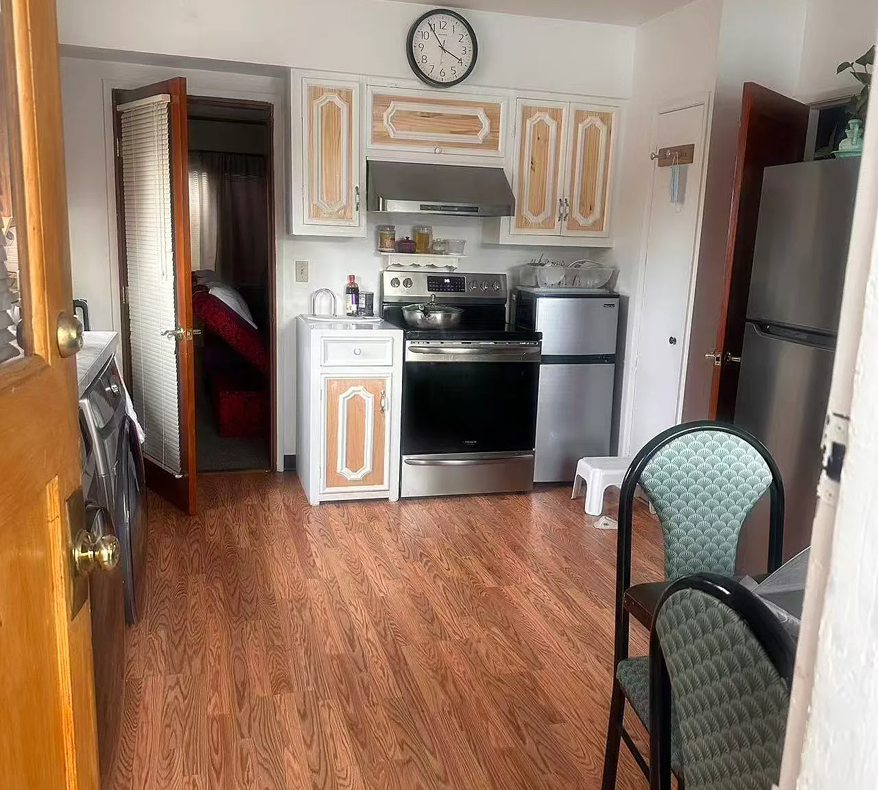 1 bed, 180 sqft, $900 — Photo 4