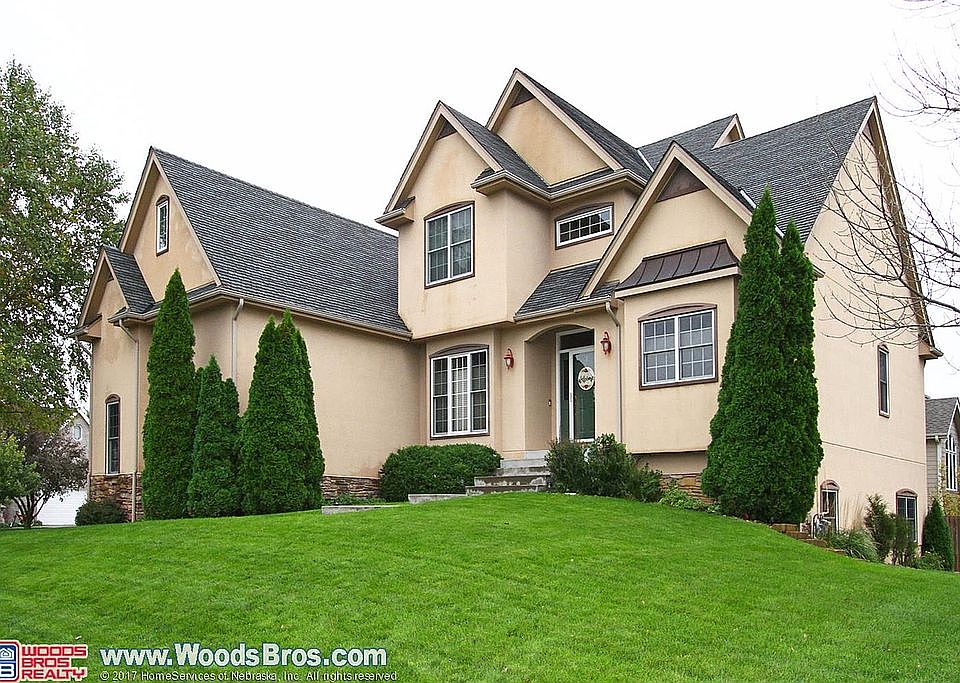 2nd image of 5801 Abigail Dr