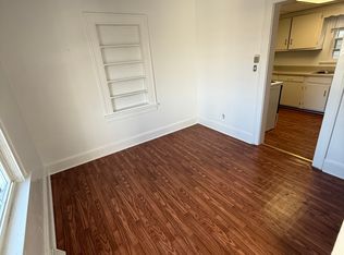 611 Davis St APT A, Radford, VA 24141