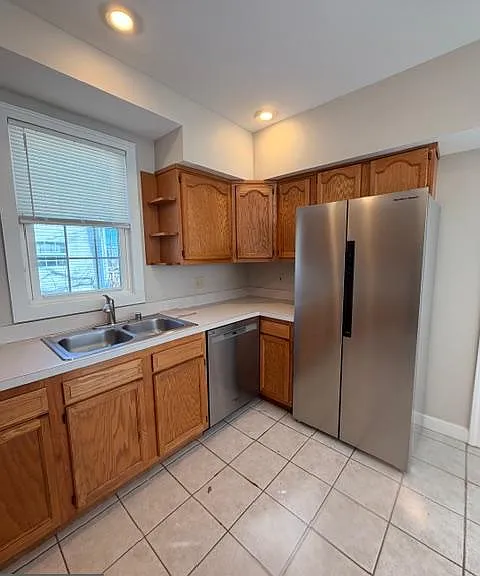 8925 Dayton Ave — Photo 10