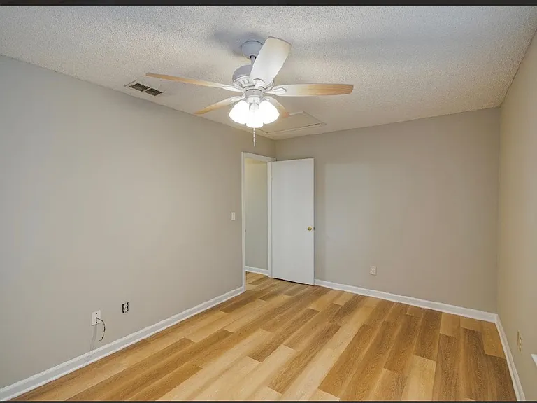 2912 Capital Park Dr — Photo 19
