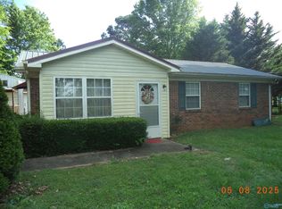 286 Joe Quick Rd, Hazel Green, AL 35750