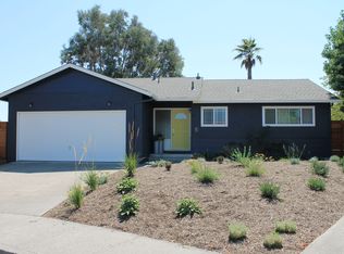 5 Eddie Ct, Petaluma, CA 94952