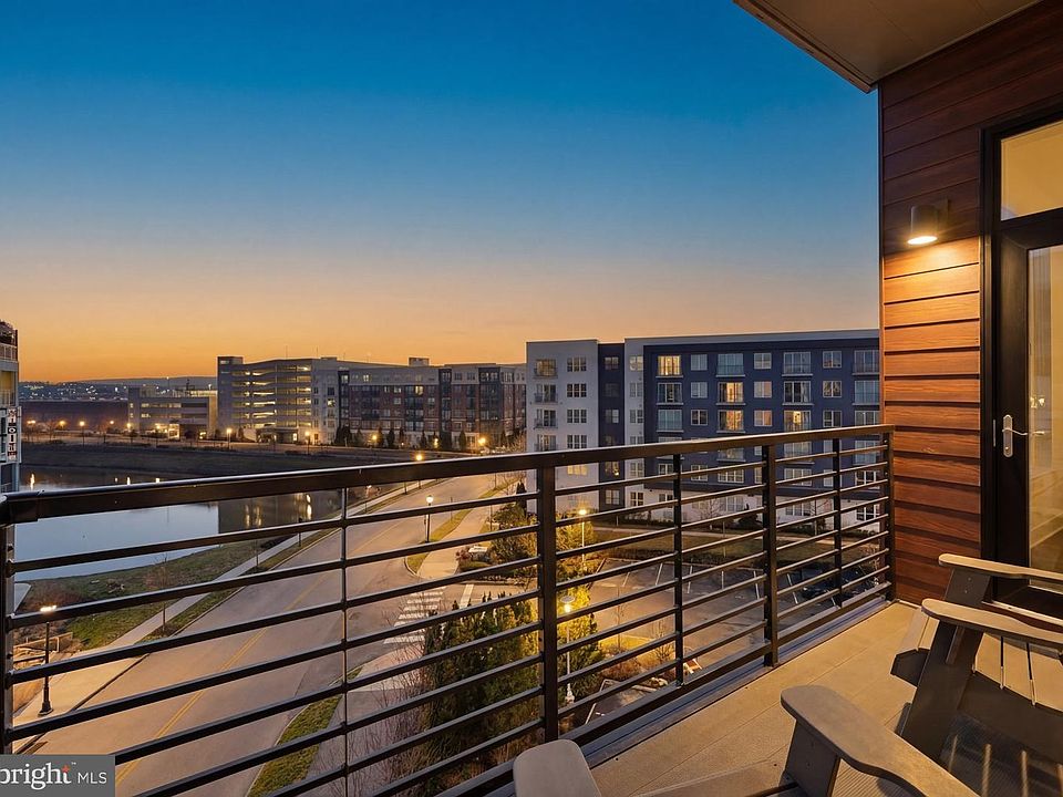 1st image of 575 S Goddard Blvd #505
