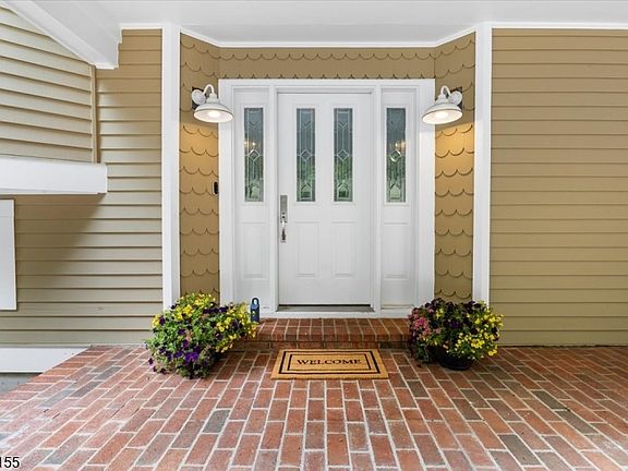 3rd image of 101 Rippling Brook Way