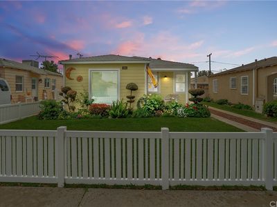 2264 Easy Ave, Long Beach, CA, 90810