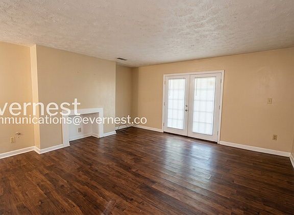 4th image of 3575 Oakvale Rd APT 402