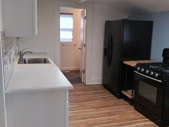 2nd image of 817 Chatham St NW #1