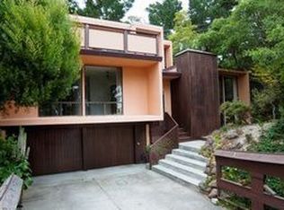 1113 Austin Ave, Pacific Grove, CA 93950