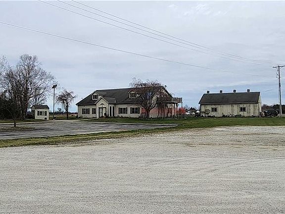 5th image of 670 Shaffer Park Dr