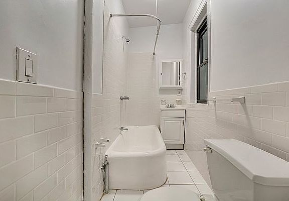 5th image of 107 E 88th St APT 2FA
