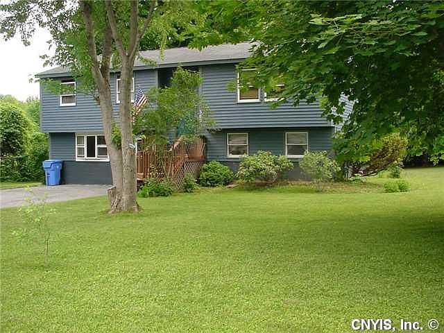 1st image of 302 Golfcrest Cir