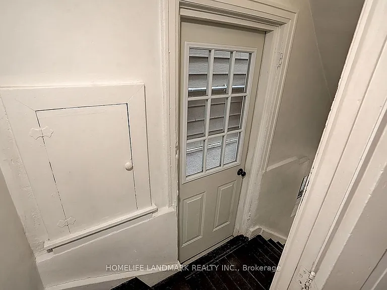 149 Euclid Ave #MAIN UPPER FLOOR — Photo 24