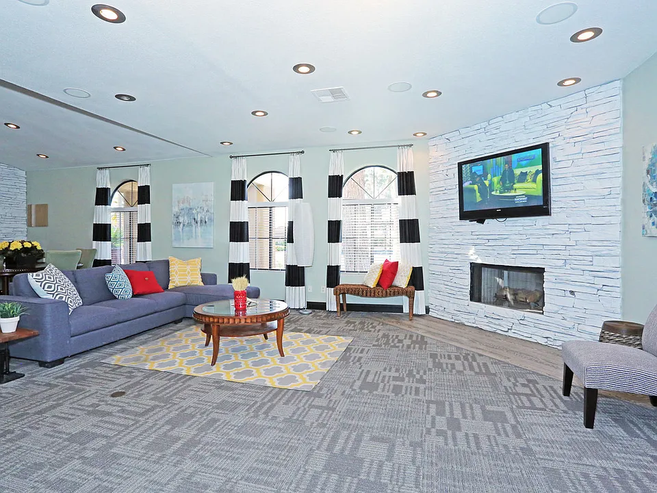 Parc West Apartments