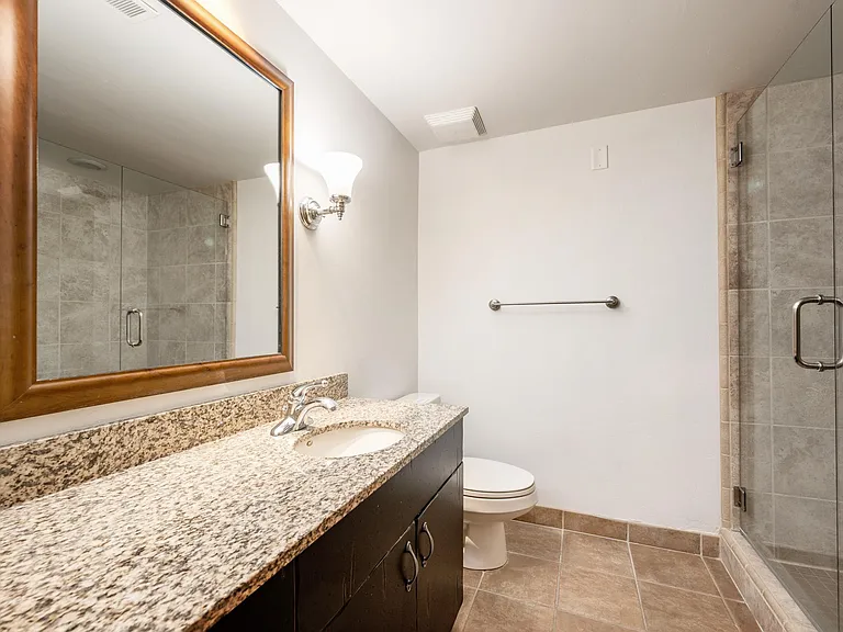 2260 Park Ave #9 — Photo 12