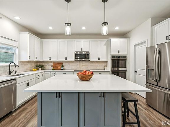 3rd image of 2441 Chukka Dr