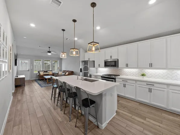 19326 Tobiano Park Dr, Tomball, TX 77377