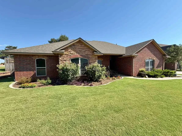 2322 Camden Way, Woodward, OK 73801