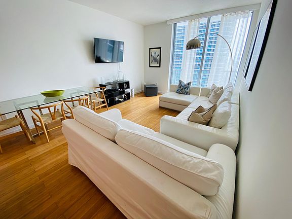 5th image of 1050 Brickell Ave #3507