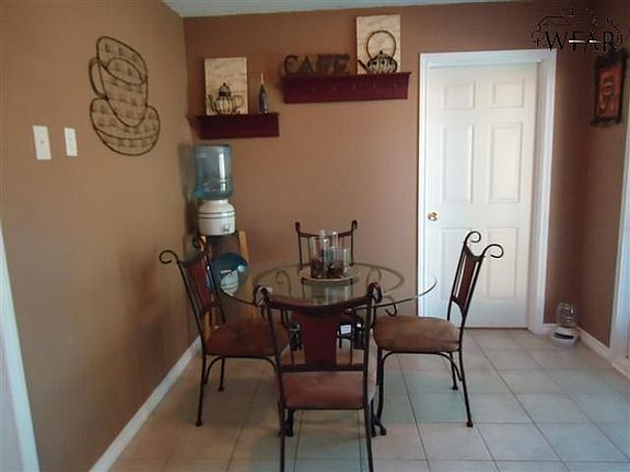 5th image of 5116 Jamaica Dr