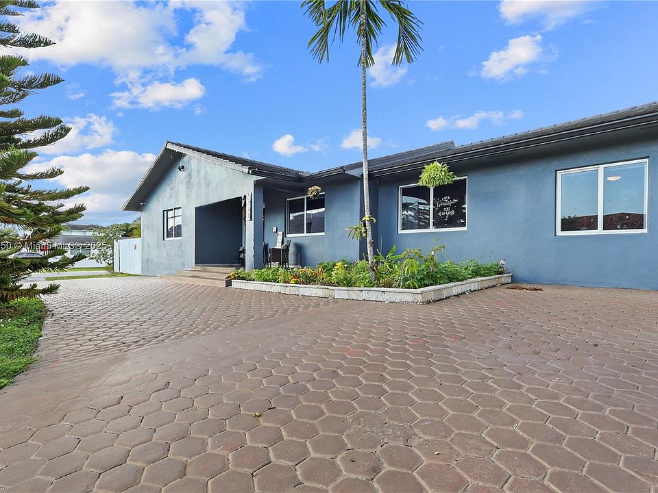 1st image of 9795 NW 27th Ter