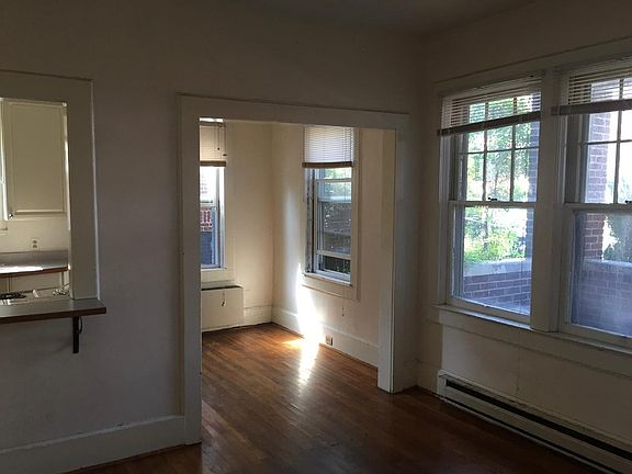 4th image of 805 Earnest St #4