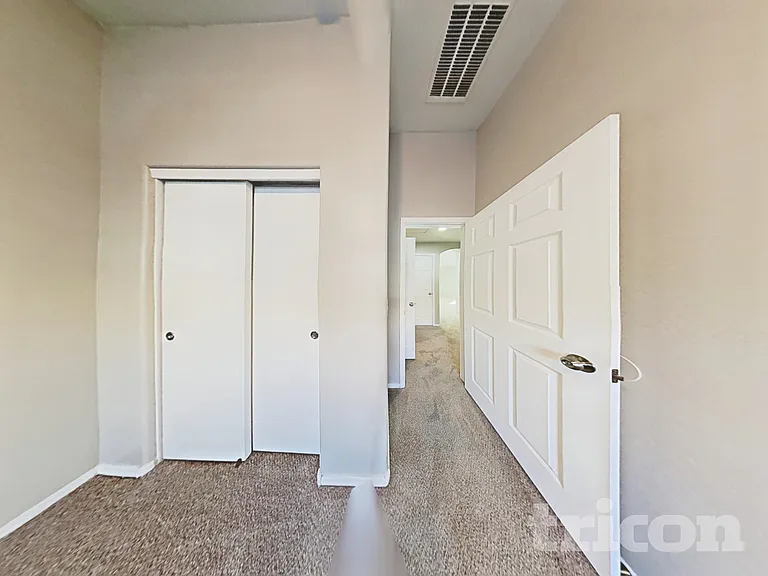 45539 W Sky Ln — Photo 12