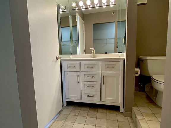 5th image of 123 SW Jefferson Ave 12