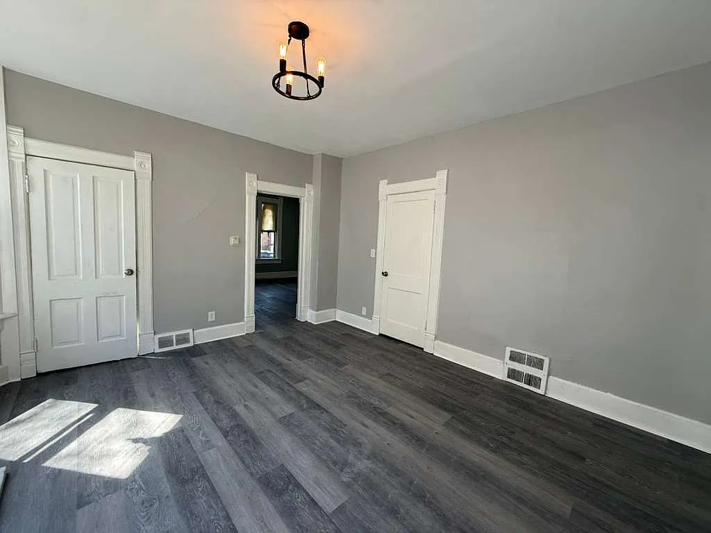 Building Photo - 2924 N 6th St #2924