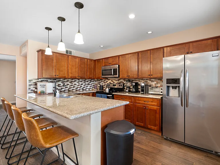1231 E Diana Ave — Photo 9