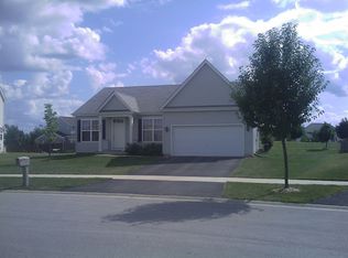 721 Periwinkle Ln, Aurora, IL 60504