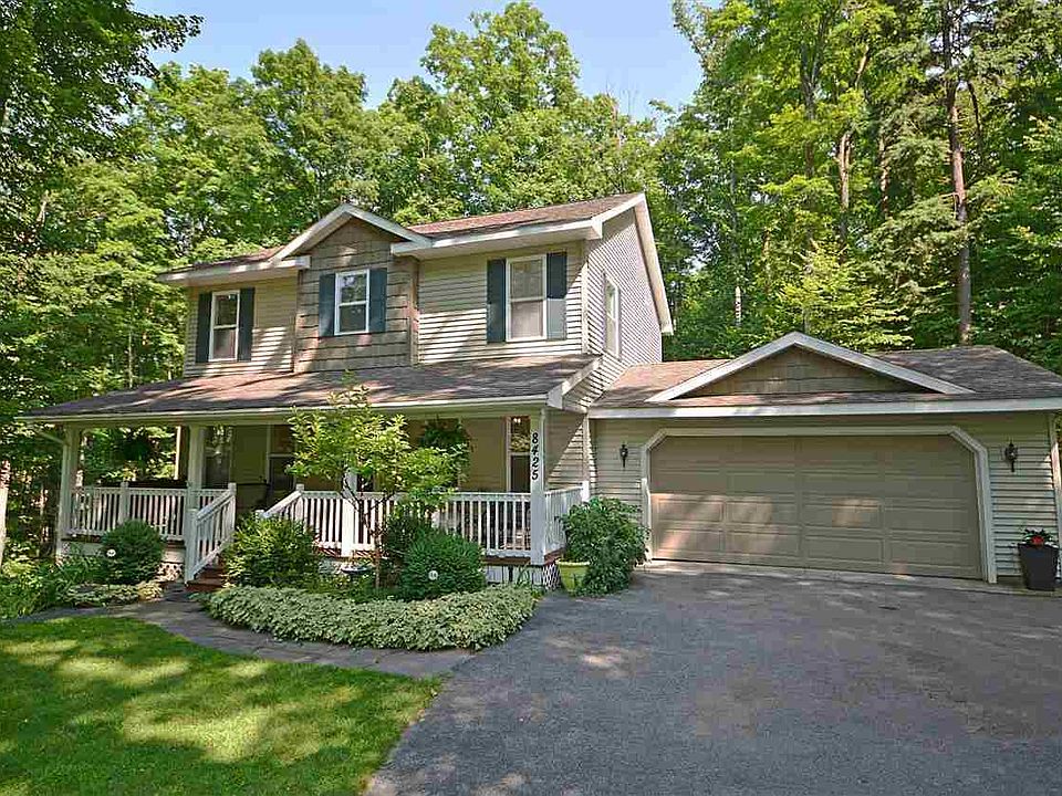 1st image of 8425 S Forest Ct