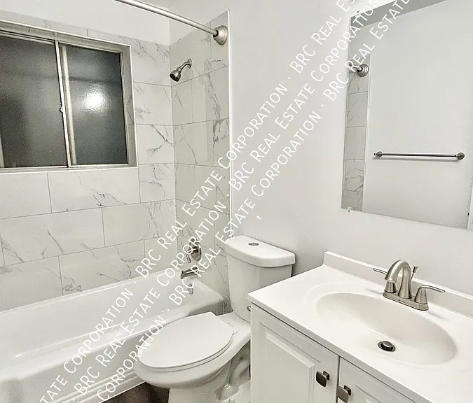 5904 S Datura St #10 — Photo 4