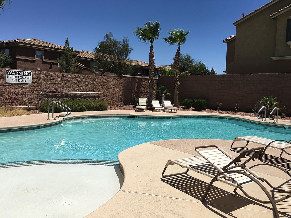 1st image of 78 Desert Coyote St