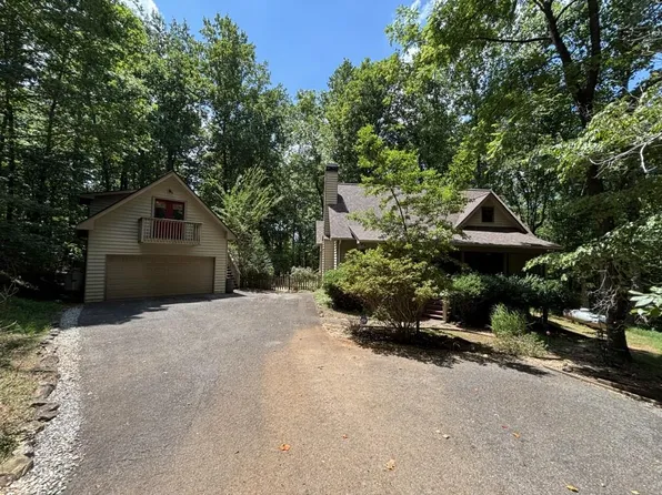 988 Rocktree Rd, Dahlonega, GA 30533