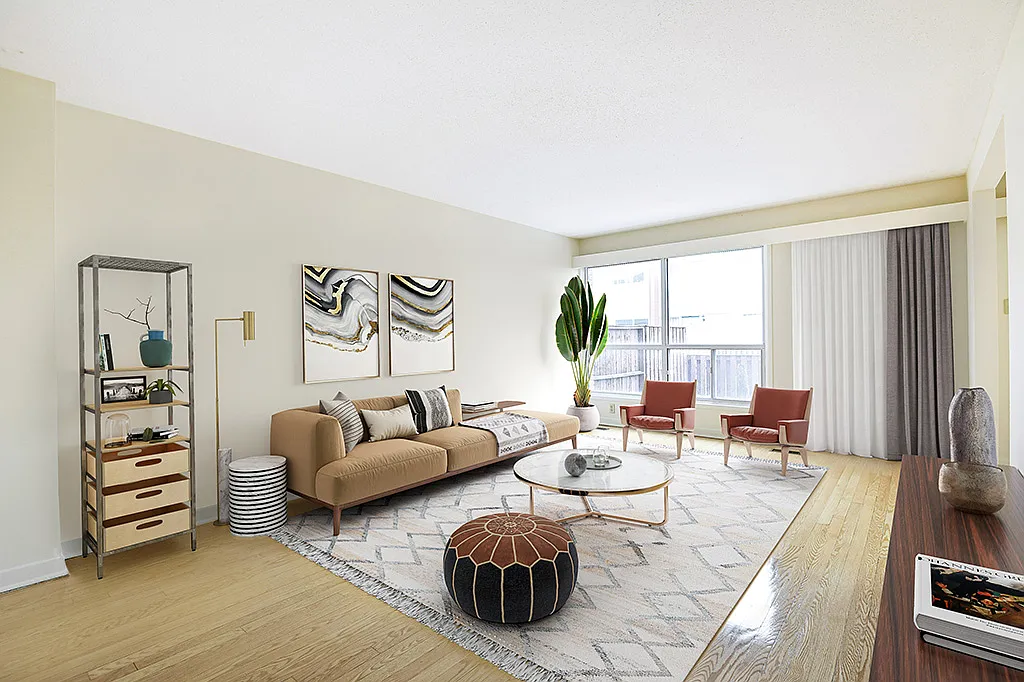 Parkwood Hills Townhomes — Photo 1