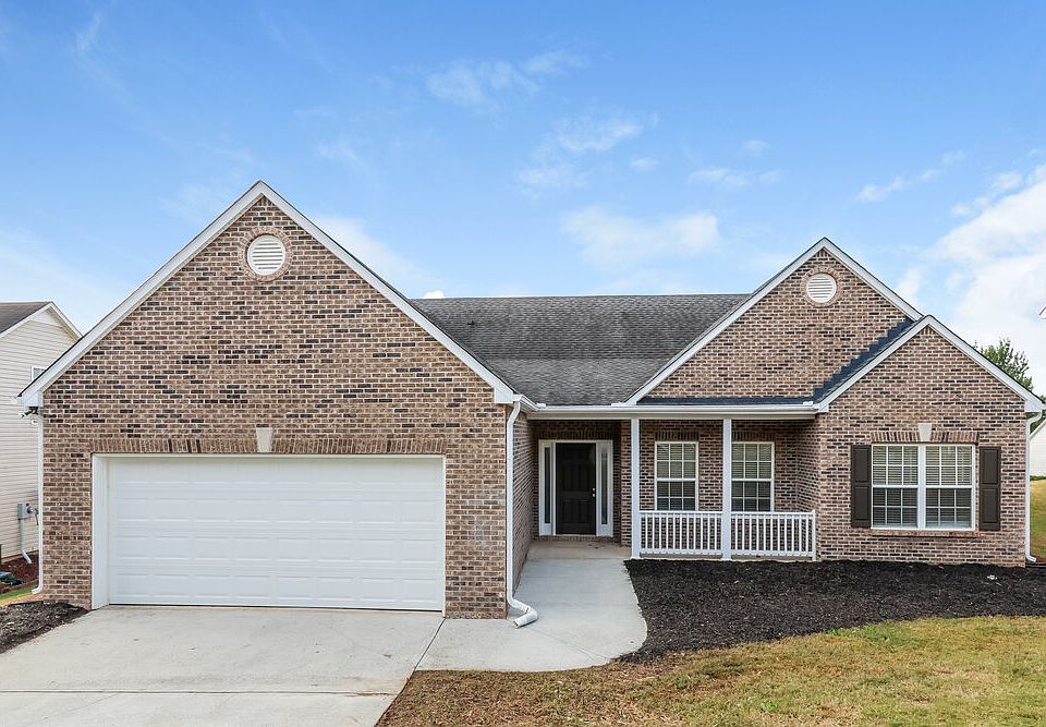 1st image of 2327 Pettit Dr