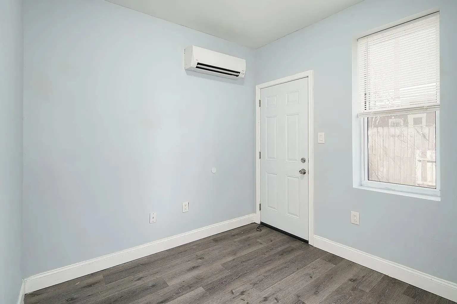 1 bed, 1248 sqft, $1,390 — Photo 4