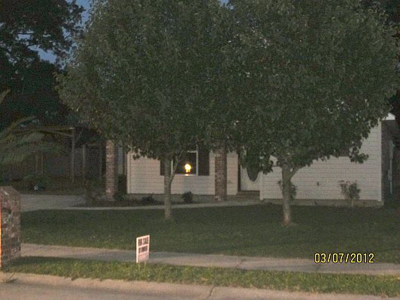 trees in front in bloom