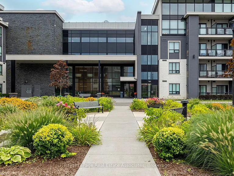 3170 Erin Mills Pkwy #321 — Photo 21