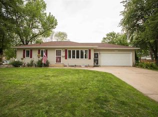 1250 Maynard Ave, Waterloo, IA 50701