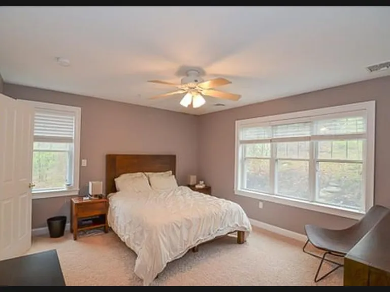 32 Richardson Rd — Photo 10