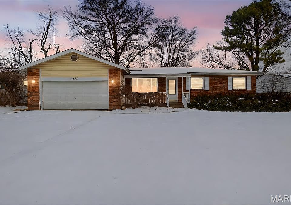 1st image of 1451 Farmview Ave