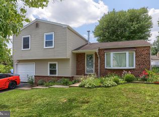 769 Martin Ln, Harrisburg, PA 17111